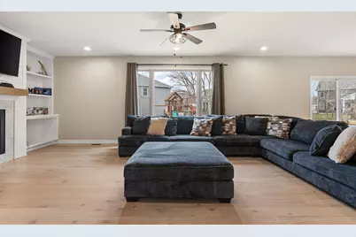 2062 Nolan Avenue, Crown Point, IN 46307 - Photo 6