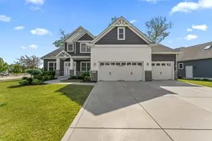 2062 Nolan Ave, Crown Point, IN 46307 - Photo 2