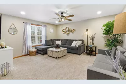 2726 N Goldring Road, La Porte, IN 46350 - Photo 4