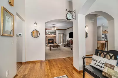 108 Lolabell Drive W, Valparaiso, IN 46385 - Photo 4