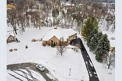 108 Lolabell Drive W, Valparaiso, IN 46385 - Photo 28