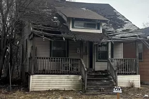 725 Georgia St, Gary, IN 46402 - Photo 2