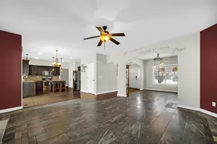 8 W Shakespeare Dr, Valparaiso, IN 46385 - Photo 10