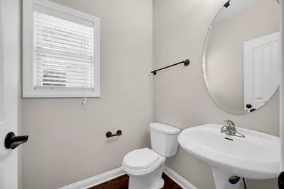 8 W Shakespeare Drive, Valparaiso, IN 46385 - Photo 14