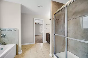 8 W Shakespeare Dr, Valparaiso, IN 46385 - Photo 20