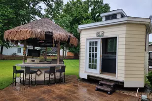 8 W Shakespeare Dr, Valparaiso, IN 46385 - Photo 28