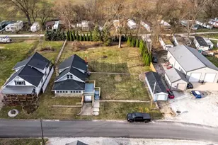 1228 N Main St, Kewanna, IN 46939 - Photo 28