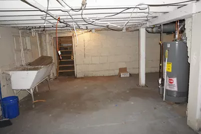 1020 E Cleveland Avenue, Hobart, IN 46342 - Photo 14