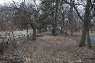 1020 E Cleveland Ave, Hobart, IN 46342 - Photo 16