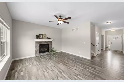 303 Hatch Lake Parkway, Valparaiso, IN 46385 - Photo 4