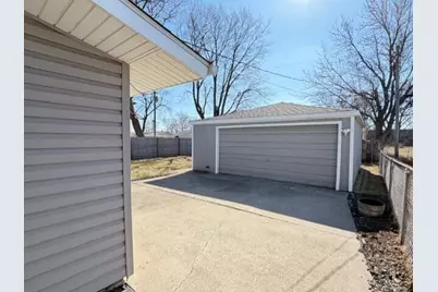 3246 176th Street, Hammond, IN 46323 - Photo 16