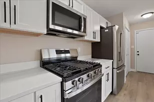 948 Cornwallis Ln, Munster, IN 46321 - Photo 16