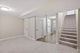 948 Cornwallis Ln, Munster, IN 46321 - Photo 36