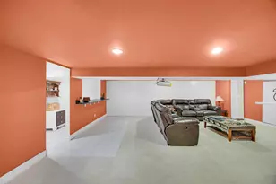 2600 E 73rd Ave, Merrillville, IN 46410 - Photo 14