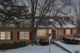 2733 Locust St, Portage, IN 46368 - Photo 1