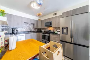 1079 Millpond Rd, Valparaiso, IN 46385 - Photo 8