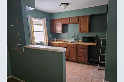 128 N Guyer Street, Hobart, IN 46342 - Photo 4