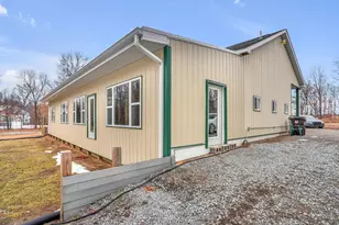 8796 N 100 E, Lake Village, IN 46349 - Photo 2