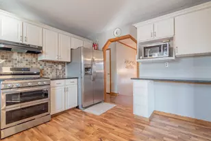 2394 Spring St, Portage, IN 46368 - Photo 4