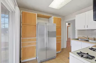 2418 Ridge Rd, Highland, IN 46322 - Photo 20