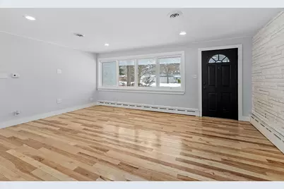 3007 Maple Street, Michigan City, IN 46360 - Photo 2