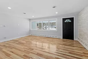 3007 Maple St, Michigan City, IN 46360 - Photo 2