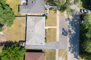 1060 N Vanderburg St, Gary, IN 46403 - Photo 32