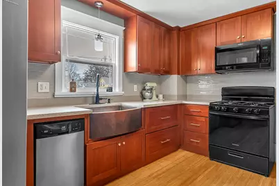 14 N Michigan Street, LaCrosse, IN 46348 - Photo 10