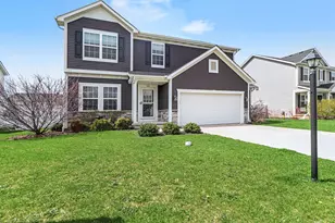 528 Hampton Manor Ct, Valparaiso, IN 46385 - Photo 1