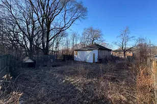 1105 W 15th Ave, Gary, IN 46407 - Photo 6