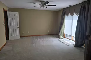 1362 W 94th Ct, Crown Point, IN 46307 - Photo 12