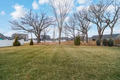 11078 Madigan Avenue, Cedar Lake, IN 46303 - Photo 2