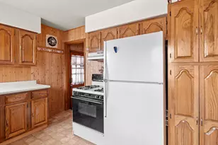 2929 Garfield Ave, Highland, IN 46322 - Photo 6