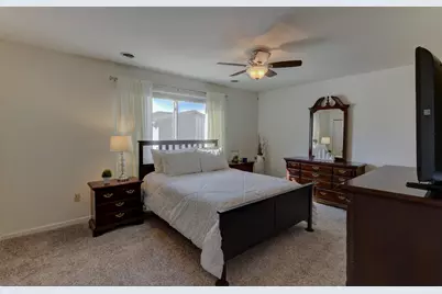 9902 Parkway Drive, Highland, IN 46322 - Photo 16