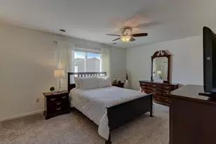 9902 Parkway Dr, Highland, IN 46322 - Photo 16