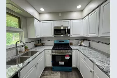 6910 Ash Avenue, Gary, IN 46403 - Photo 8