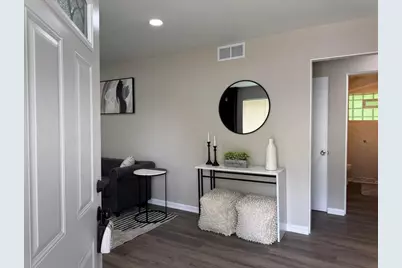 6910 Ash Avenue, Gary, IN 46403 - Photo 4