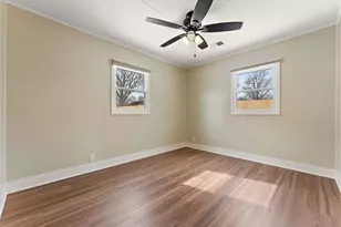 1009 Gardena St, Michigan City, IN 46360 - Photo 10