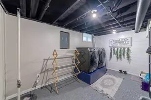 6130 California St, Hobart, IN 46342 - Photo 32