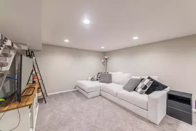 6130 California Street, Hobart, IN 46342 - Photo 28