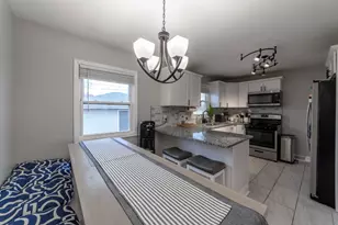 6130 California St, Hobart, IN 46342 - Photo 10