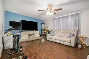 7219 Lindberg Ave, Hammond, IN 46323 - Photo 4