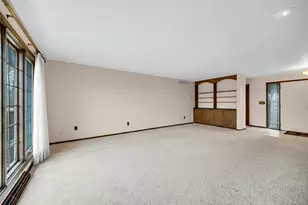 6955 Briergate Ct, Demotte, IN 46310 - Photo 6