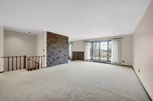 6955 Briergate Ct, Demotte, IN 46310 - Photo 4