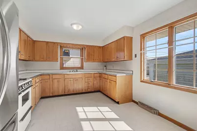 3048 Lois Place, Highland, IN 46322 - Photo 8