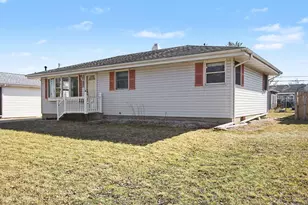 3048 Lois Pl, Highland, IN 46322 - Photo 2