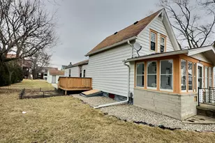 204 E Seymour St, Kentland, IN 47951 - Photo 14