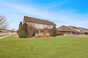 10363 Adler Cove, Saint John, IN 46373 - Photo 28