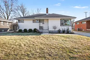 218 Sunset Ln, Munster, IN 46321 - Photo 2