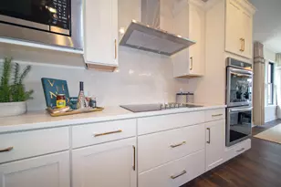 13061 Waterleaf Dr, Saint John, IN 46373 - Photo 10